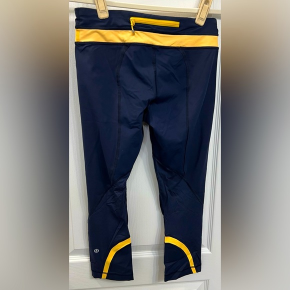 Lululemon Crop leggings Size 6 - Picture 2 of 4